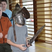 Przymiarka-helmu-9